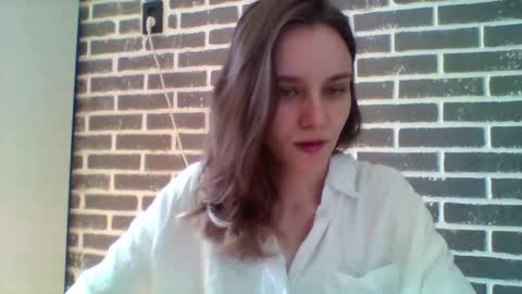dolcezza_ online show from 04/22/26, 10:06