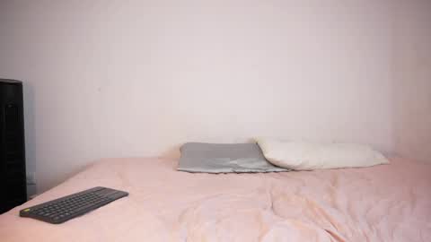Snapshot of doll4you_ chatting on 05/06/26, 11:26 Alice y Ros online show from 05/06/26, 11:26