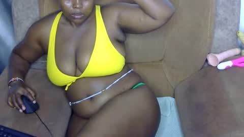 doll_9 online show from 09/13/25, 06:29