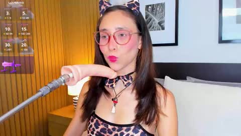 Bella  online show from 02/10/26, 08:02