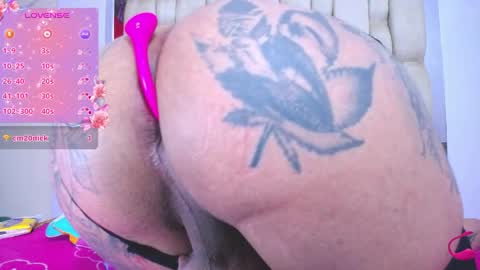 Heilen Niikol online show from 04/18/26, 01:42