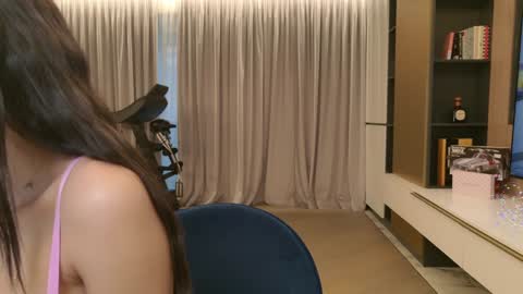 Lexi online show from 02/06/26, 03:15