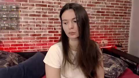 Snapshot of doll_tiffany chatting on 11/23/25, 05:51 Jade online show from 11/23/25, 05:51