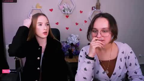 Snapshot of doll_vey chatting on 03/01/25, 12:23 doll_vey online show from 03/01/25, 12:23