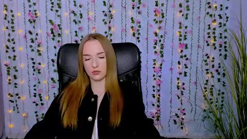 Snapshot of doll_vey chatting on 03/04/25, 03:26 doll_vey online show from 03/04/25, 03:26