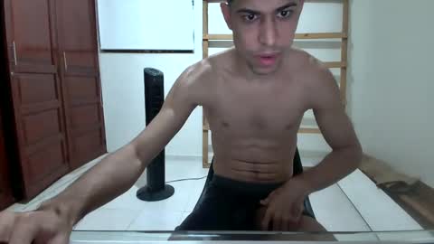 DollarHot30 online show from 12/24/24, 04:11