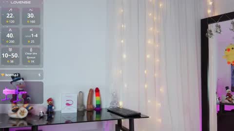 Snapshot of dollsquirtt chatting on 02/25/25, 08:51 dollsquirtt online show from 02/25/25, 08:51