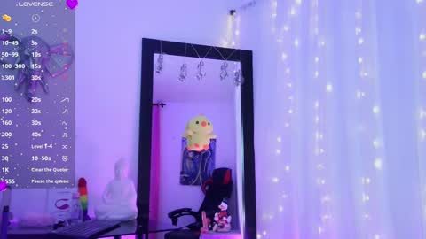 Snapshot of dollsquirtt chatting on 03/05/25, 06:12 dollsquirtt online show from 03/05/25, 06:12