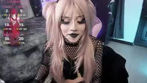 Snapshot of dolly_bones chatting on 07/29/26, 03:48 dolly_bones online show from 07/29/26, 03:48