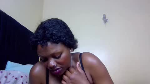 Snapshot of dolly_dally1 chatting on 10/15/25, 11:54 Dolly online show from 10/15/25, 11:54
