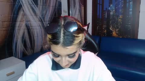 Dolly pocket online show from 04/23/26, 09:06