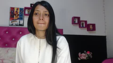 Snapshot of dolly_ran_ chatting on 10/02/25, 03:24 Loli online show from 10/02/25, 03:24