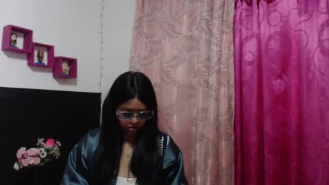 Snapshot of dolly_ran_ chatting on 10/07/25, 03:14 Loli online show from 10/07/25, 03:14