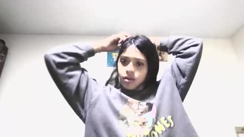 Snapshot of dolly_ran_ chatting on 10/20/25, 03:07 Loli online show from 10/20/25, 03:07
