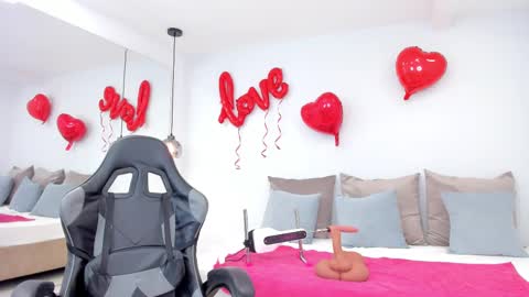 dolly walker online show from 02/17/25, 05:47