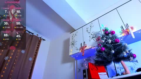 Snapshot of dollyiaa chatting on 12/11/24, 03:26 Dollya online show from 12/11/24, 03:26