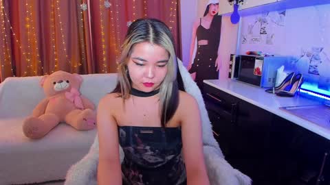 Snapshot of dollyiaa chatting on 01/24/25, 09:28 Dollya online show from 01/24/25, 09:28