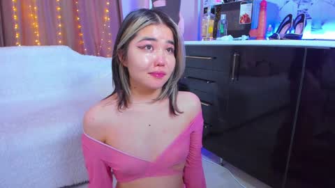 Snapshot of dollyiaa chatting on 02/02/25, 12:13 Dollya online show from 02/02/25, 12:13