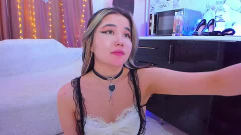 Snapshot of dollyiaa chatting on 02/04/25, 04:05 Dollya online show from 02/04/25, 04:05