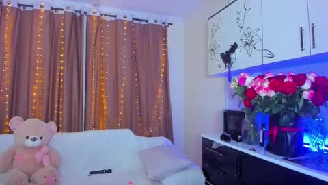 Snapshot of dollyiaa chatting on 02/09/25, 12:08 Dollya online show from 02/09/25, 12:08