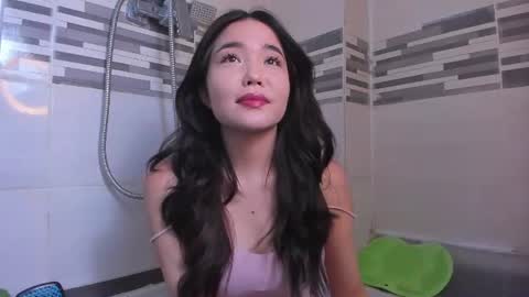 Snapshot of dollyiaa chatting on 07/09/26, 02:10 Dollya online show from 07/09/26, 02:10
