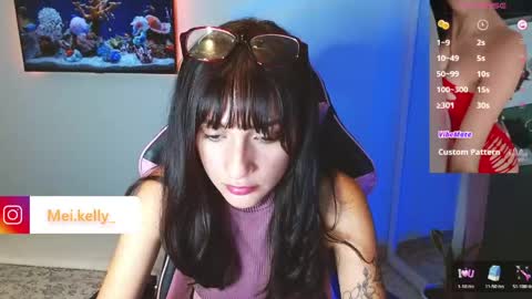 dollykelly_ online show from 04/24/26, 12:57