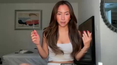 Dolly Rhodes online show from 02/22/26, 06:06