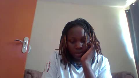 Snapshot of dollyvee chatting on 05/31/26, 10:55 dollyvee online show from 05/31/26, 10:55