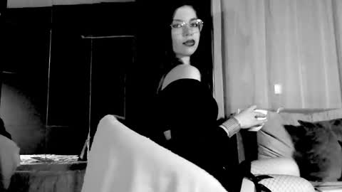 Dolores Sage online show from 04/08/26, 07:25