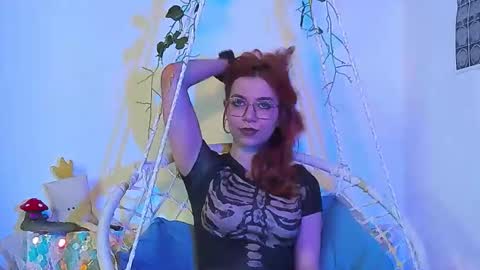 Snapshot of doloressage chatting on 05/14/26, 04:14 Dolores Sage online show from 05/14/26, 04:14