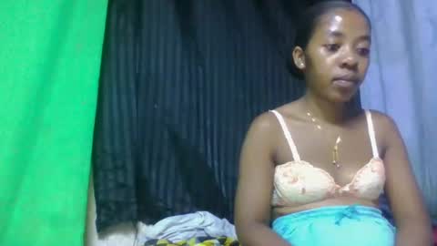 doloresslu online show from 03/23/26, 09:24