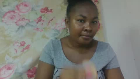 doloresslu online show from 04/21/26, 09:37