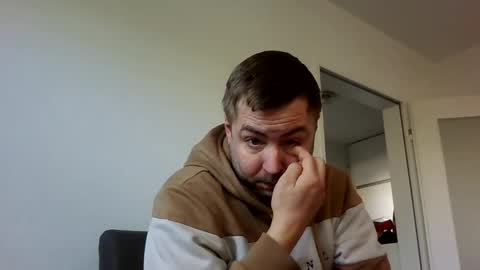 dombio_12 online show from 02/16/25, 11:38