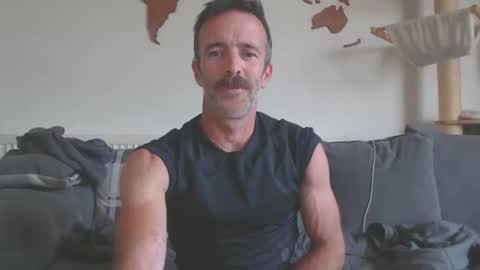Snapshot of dombolio chatting on 05/02/26, 01:16 Dombol online show from 05/02/26, 01:16