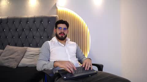 Snapshot of domboy_ chatting on 05/03/26, 07:31 domboy online show from 05/03/26, 07:31