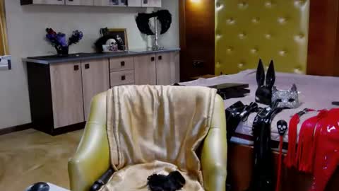 Snapshot of domcaprisse chatting on 07/28/26, 12:59 domcaprisse online show from 07/28/26, 12:59