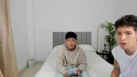 Snapshot of domi_master chatting on 02/23/25, 01:46 MASTER online show from 02/23/25, 01:46