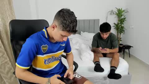 Snapshot of domi_master chatting on 03/04/25, 01:45 MASTER online show from 03/04/25, 01:45