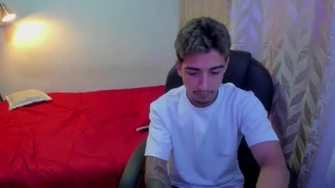 Snapshot of domi_master chatting on 10/06/25, 11:24 MASTER online show from 10/06/25, 11:24