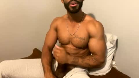 Domi online show from 12/13/24, 11:39