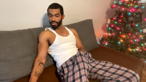 Domi online show from 01/05/25, 02:08