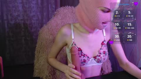 domiiniicana online show from 12/12/24, 02:55