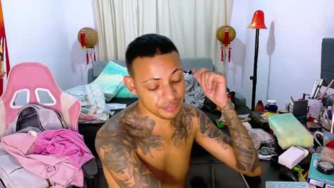 Snapshot of dominant_gay_xxx chatting on 05/09/26, 08:08 jjhoy online show from 05/09/26, 08:08