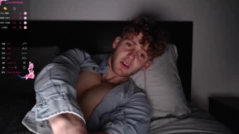 Snapshot of dominantalex182 chatting on 01/02/25, 02:24 Alex... online show from 01/02/25, 02:24