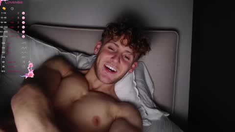 Snapshot of dominantalex182 chatting on 01/06/25, 07:45 Alex... online show from 01/06/25, 07:45