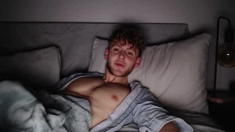 Snapshot of dominantalex182 chatting on 01/21/25, 10:41 Alex... online show from 01/21/25, 10:41