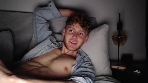 Snapshot of dominantalex182 chatting on 01/22/25, 10:59 Alex... online show from 01/22/25, 10:59