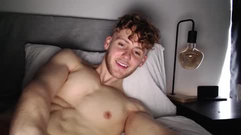 Snapshot of dominantalex182 chatting on 01/29/25, 02:32 Alex... online show from 01/29/25, 02:32