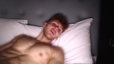 Snapshot of dominantalex182 chatting on 01/31/25, 08:43 Alex... online show from 01/31/25, 08:43