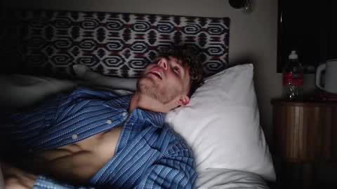 Snapshot of dominantalex182 chatting on 02/04/25, 11:16 Alex... online show from 02/04/25, 11:16